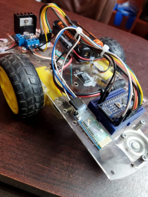 Arduino Bluetooth Robot