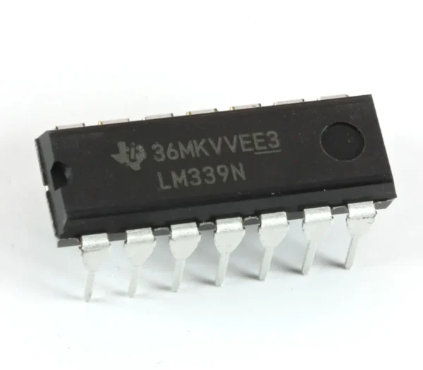 LM339 Quad Comparator IC (DIP)